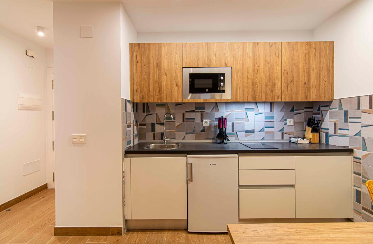 Apartamentos 1 Abril Malaga Bagian luar foto