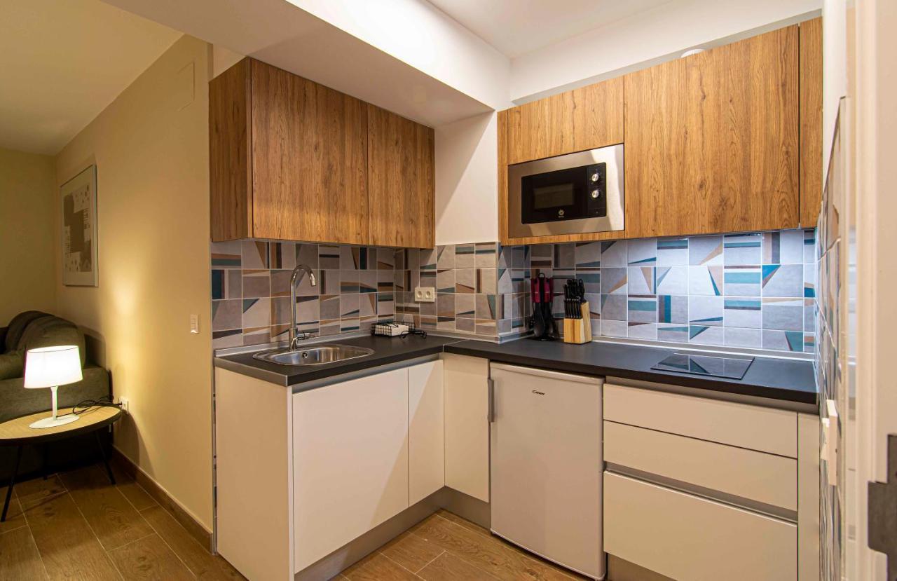 Apartamentos 1 Abril Malaga Bagian luar foto