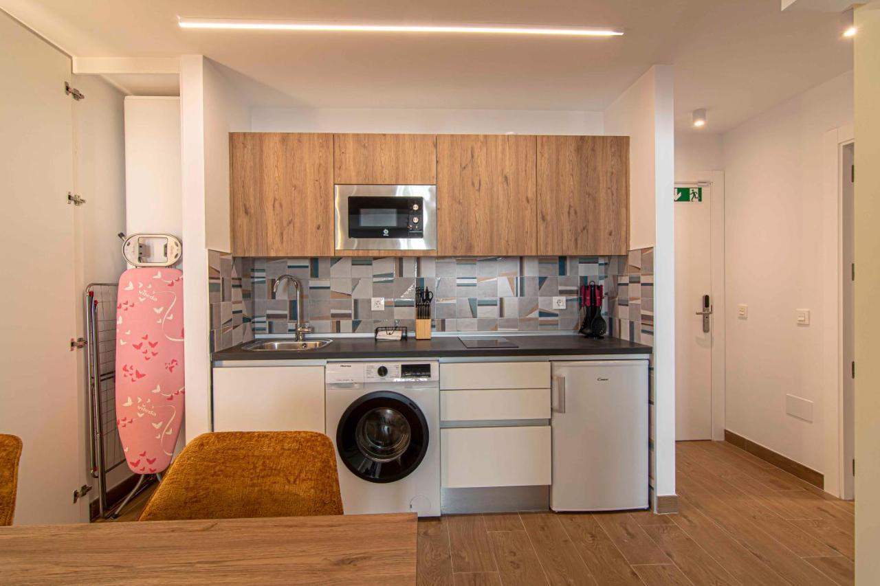 Apartamentos 1 Abril Malaga Bagian luar foto