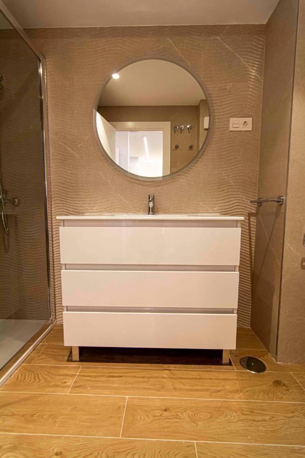 Apartamentos 1 Abril Malaga Bagian luar foto
