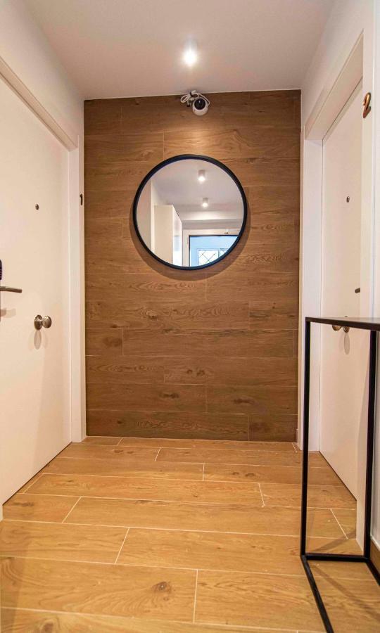 Apartamentos 1 Abril Malaga Bagian luar foto