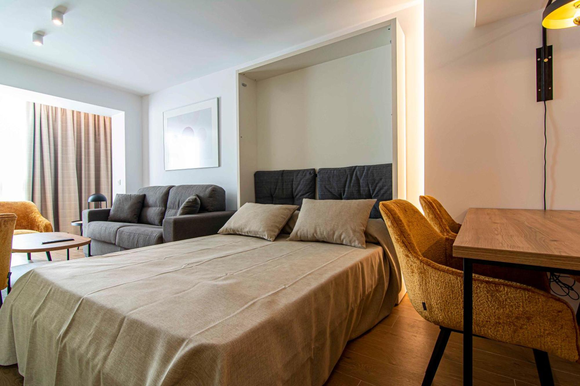 Apartamentos 1 Abril Malaga Bagian luar foto